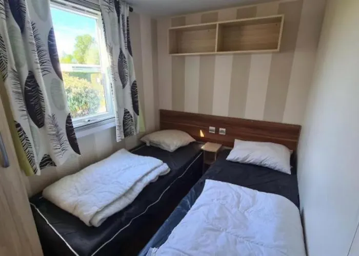 אתר קמפינג Mobil-home 6-8pers -clim Siblu Les Charmettes *