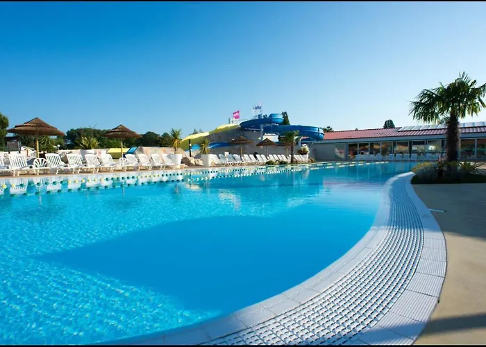 Mobil-home 6-8pers -clim Siblu Les Charmettes לס מתה